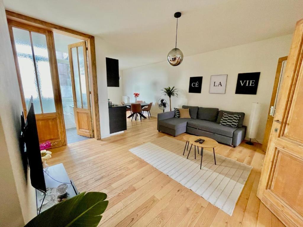 Boho Apartments - 2 Bedrooms アントウェルペン エクステリア 写真