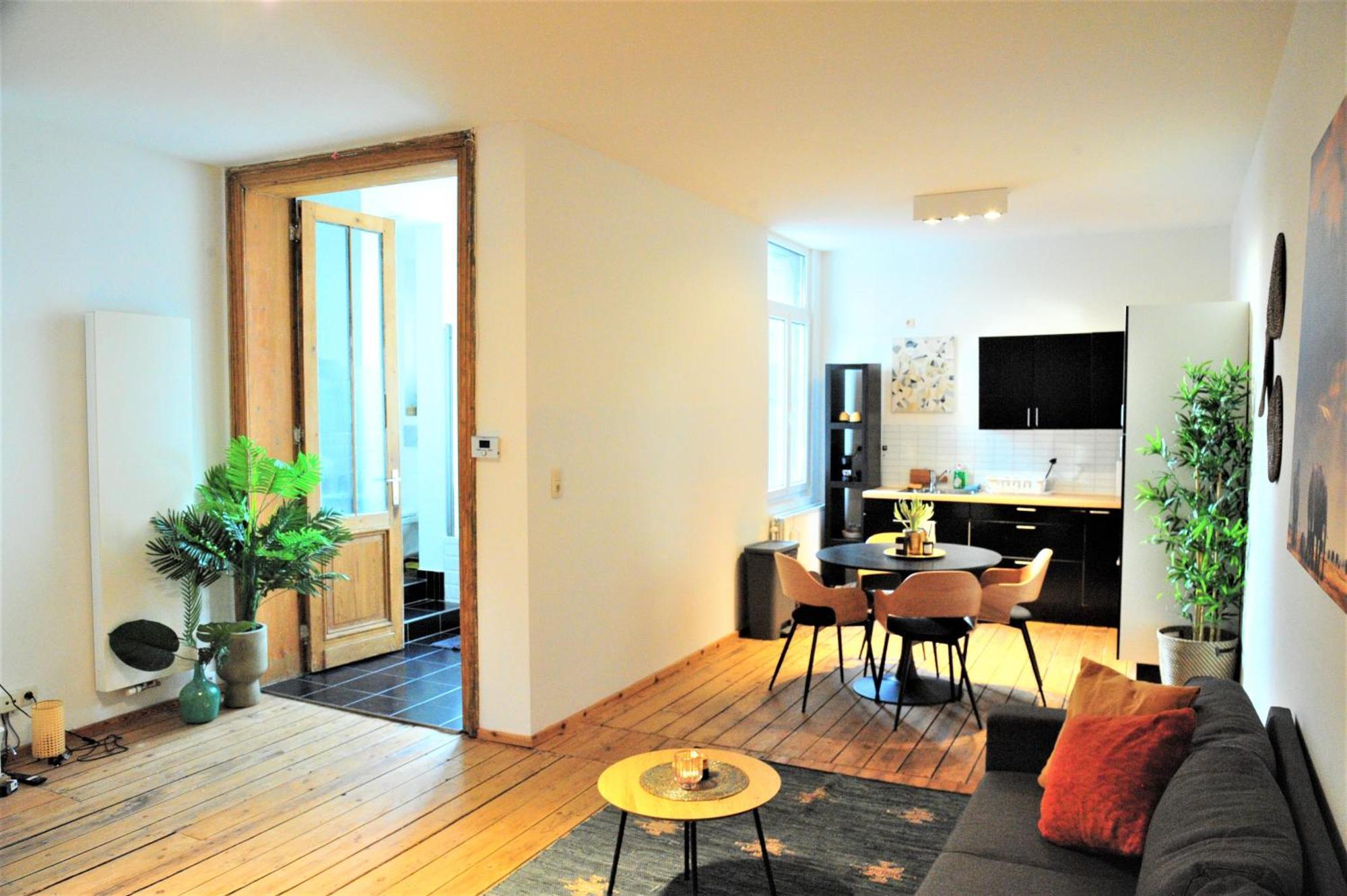 Boho Apartments - 2 Bedrooms アントウェルペン エクステリア 写真